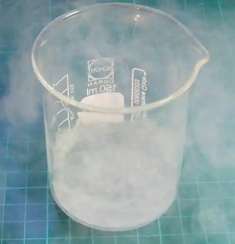 燒杯存放液氮 燒杯存放液氮